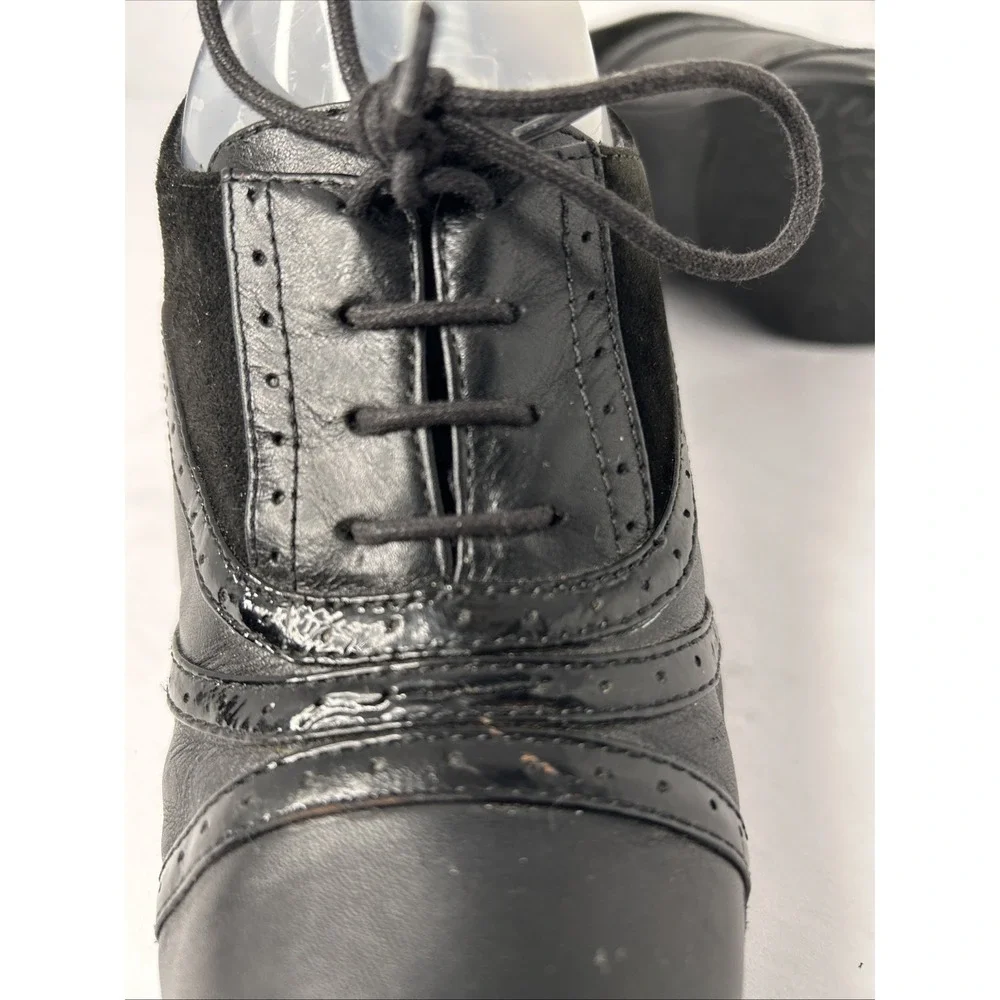 Clark's Artisan Women's Heels  With Laces Sz 8.5 M‎ Black